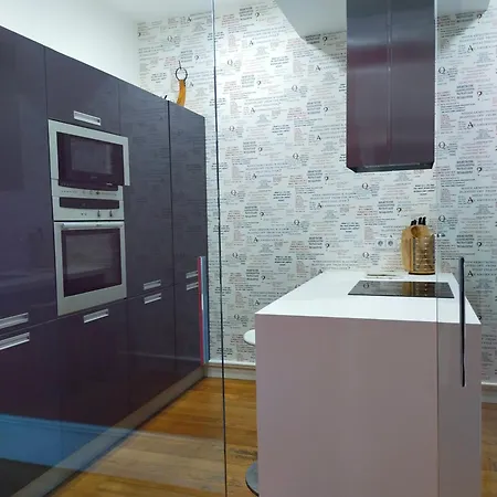 Apartamento Piso En Casco Antiguo *